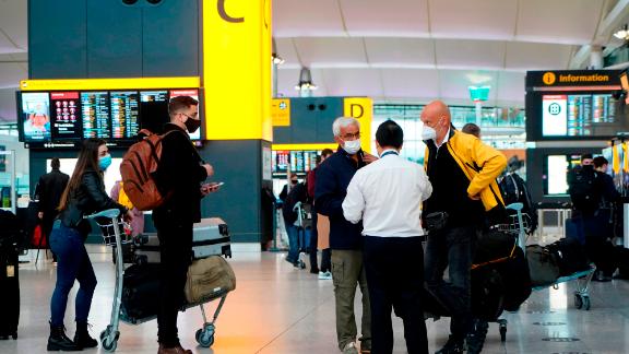 201221171927-heathrow-airport-uk-travel-restrictions-live-video-1