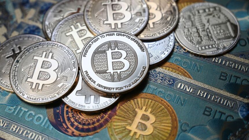 https___cdn.cnn_.com_cnnnext_dam_assets_210720030754-global-stocks-bitcoin-0720