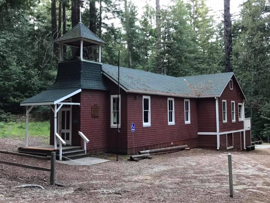 Alba Schoolhouse