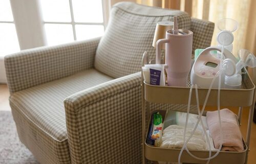 Survey finds working moms are not getting the support they need to breastfeed