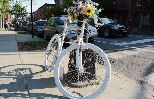 Where the most cyclists are killed on US roads
